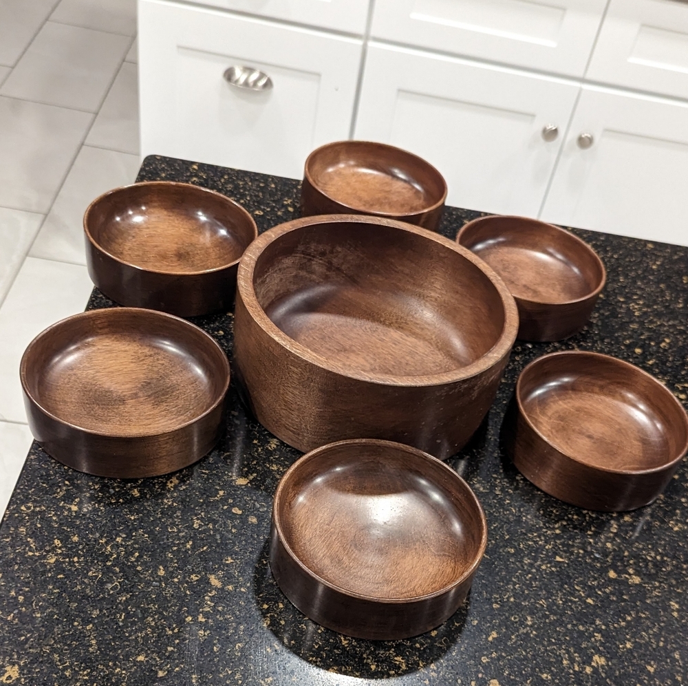 Hand turned wood bowl set - Picture 6 of 11